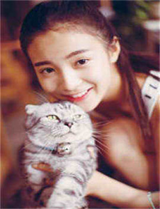 来自星星的你迅雷下载/坐在紫到发黑的巨龙上写作业